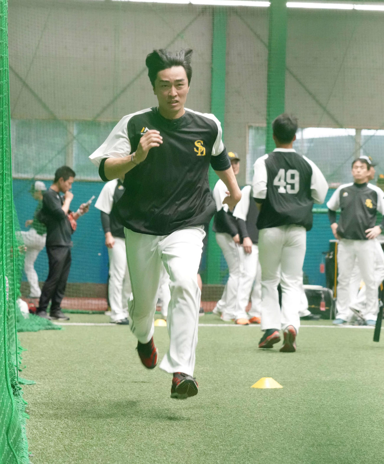 ヤクルト対ソフトバンク　試合前の練習に臨むソフトバンク和田（撮影・小沢裕）