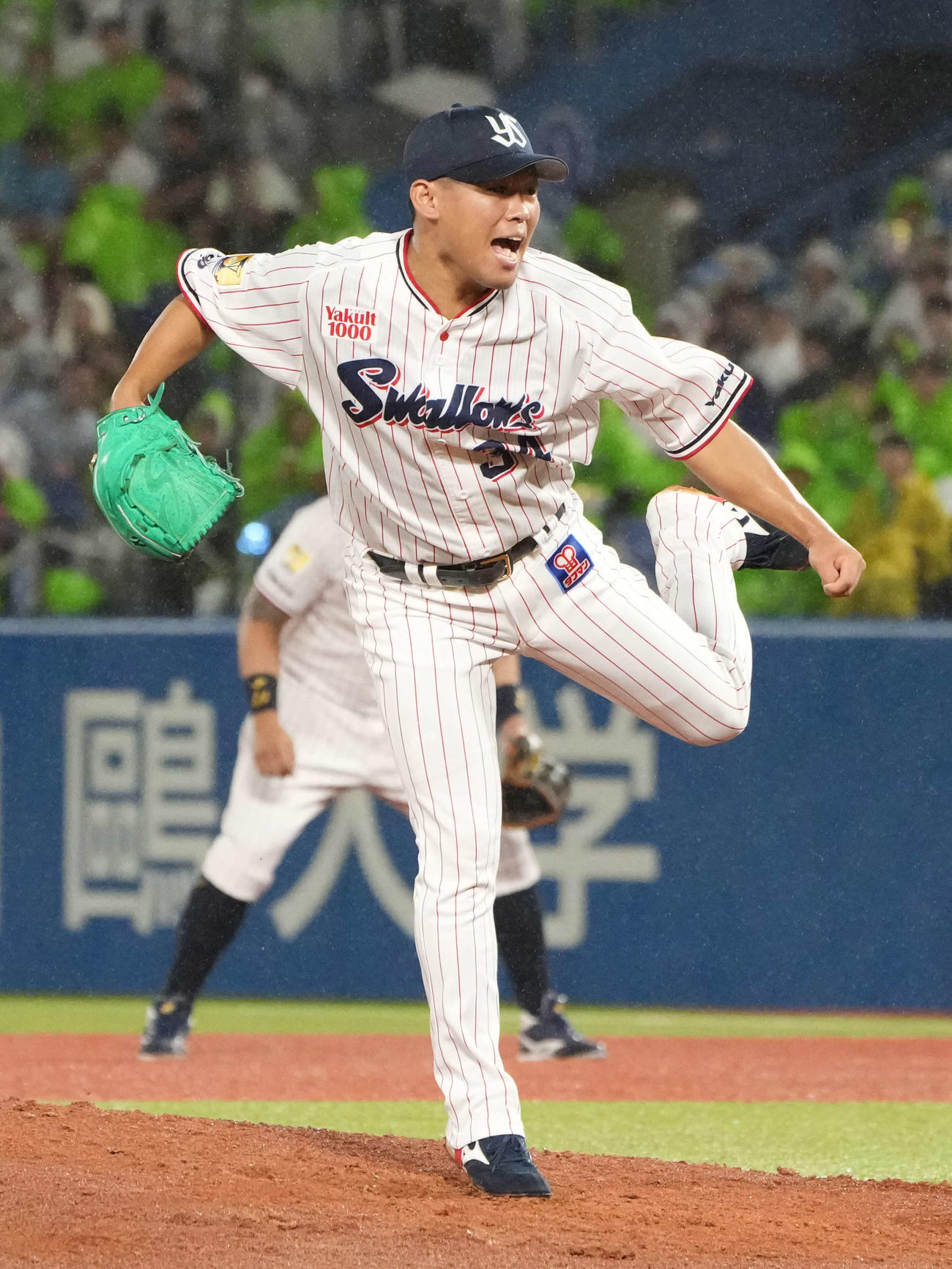 ヤクルト対ソフトバンク　ヤクルト5番手で登板した田口（撮影・小沢裕）