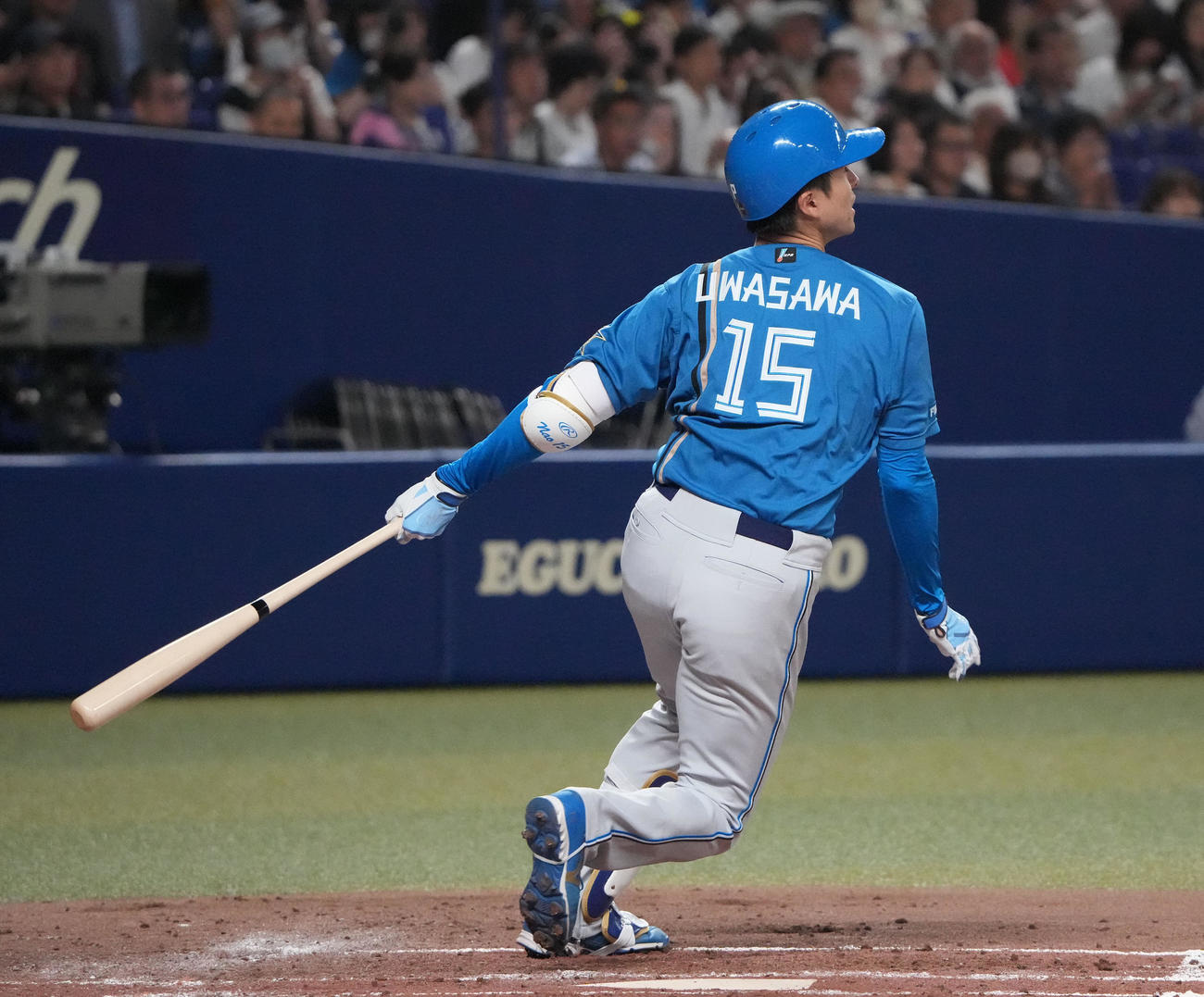 中日対日本ハム　3回表日本ハム1死二塁、左前安打を放つ上沢（撮影・森本幸一）