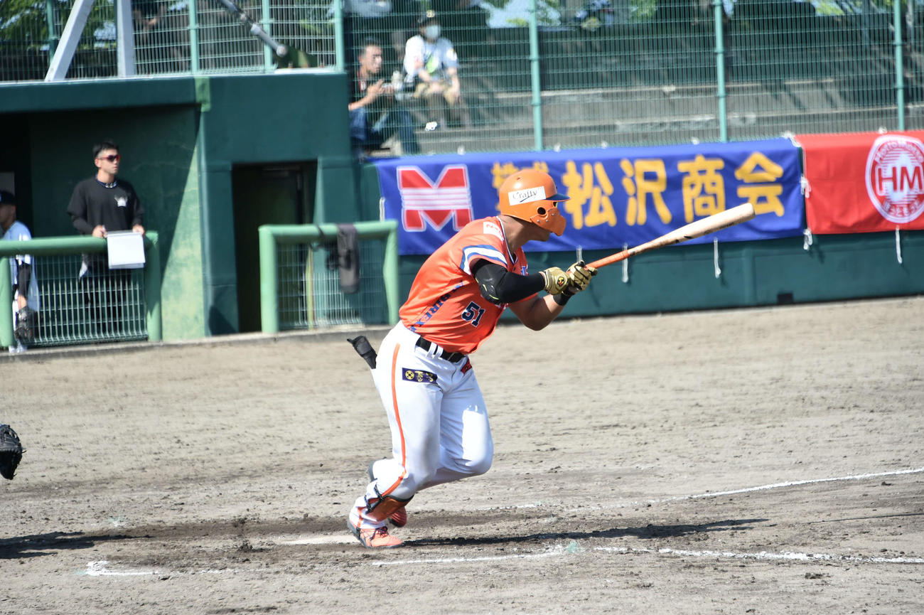 7回裏、新潟は先頭の5番熊谷がこの試合の自身2本目になる左前打を放つ