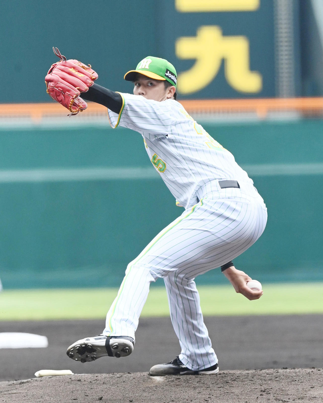 阪神対ソフトバンク　阪神先発の才木（撮影・前岡正明）