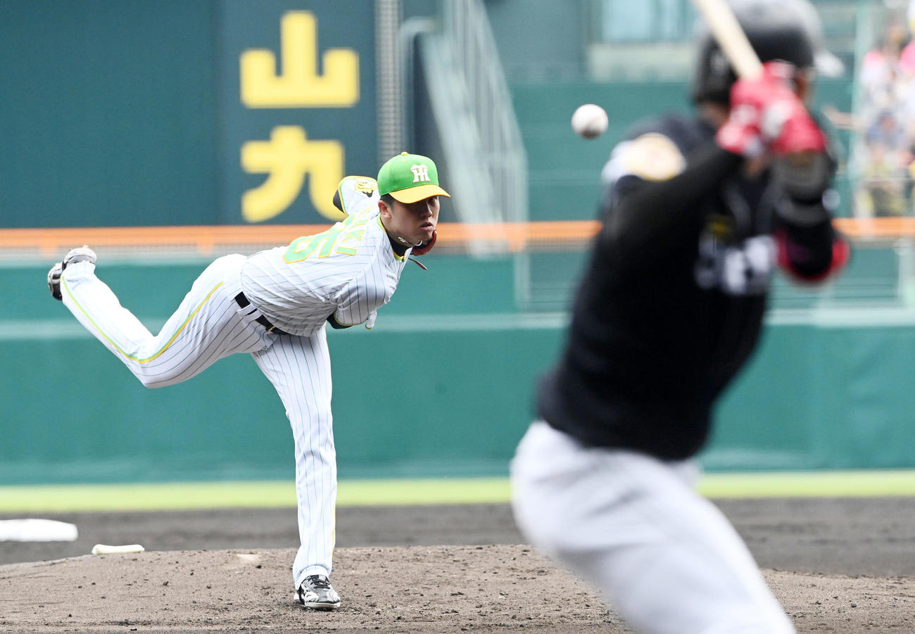 阪神対ソフトバンク　阪神先発の才木（撮影・前岡正明）