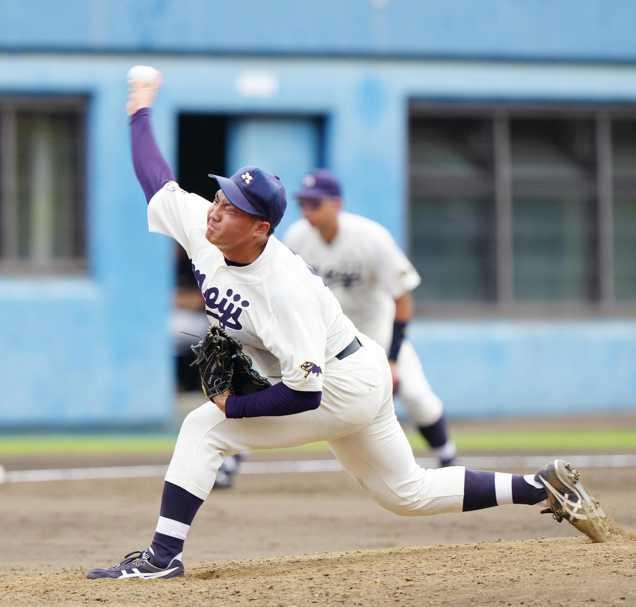 紅白戦の1試合目　紅組3番手の明大・村田（撮影・江口和貴）