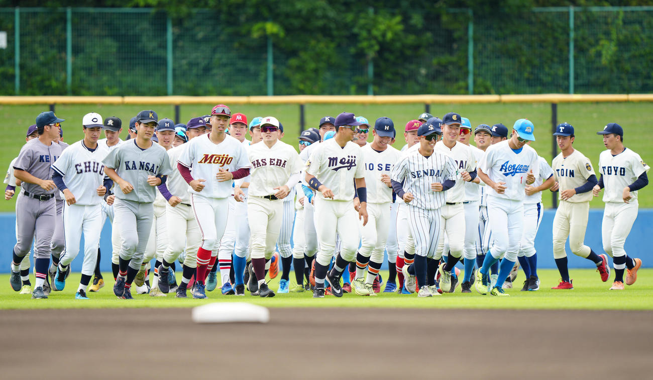 侍ジャパン大学日本代表選考合宿の最終日に臨む選手たち（撮影・江口和貴）