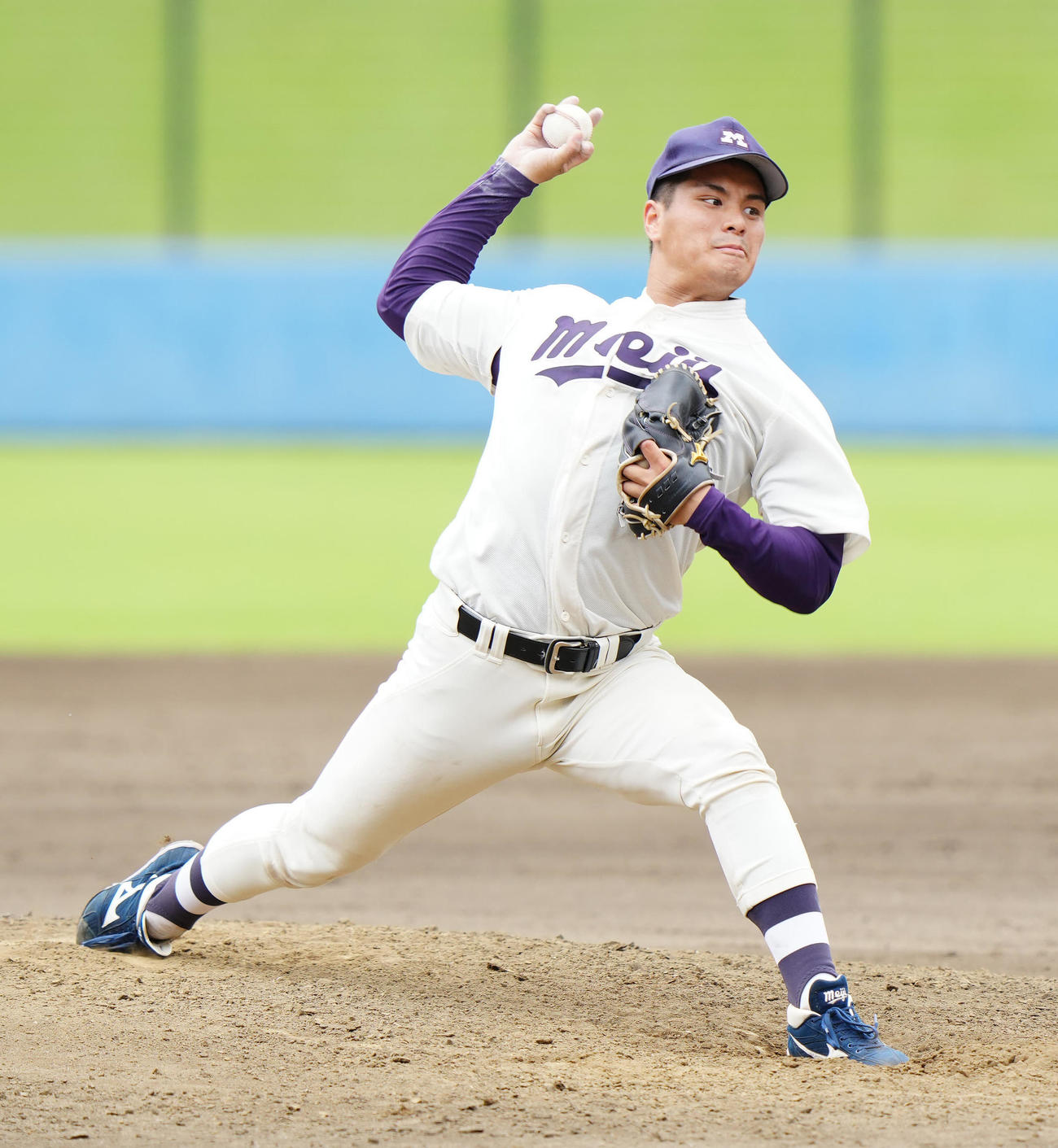 紅白戦　紅組3番手の明大・蒔田（撮影・江口和貴）