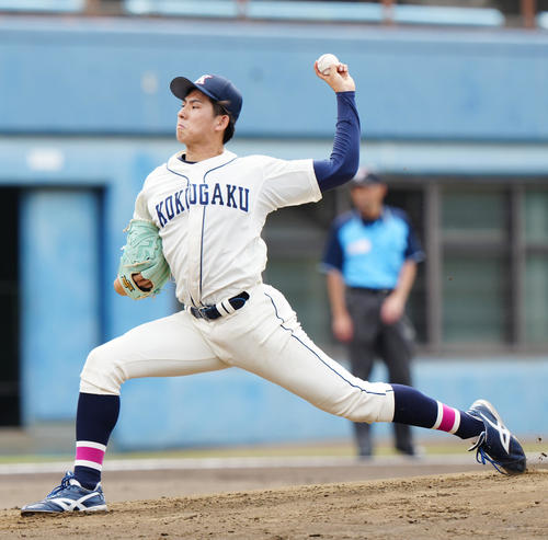 紅白戦 紅組先発の国学院大・武内(撮影・江口和貴)