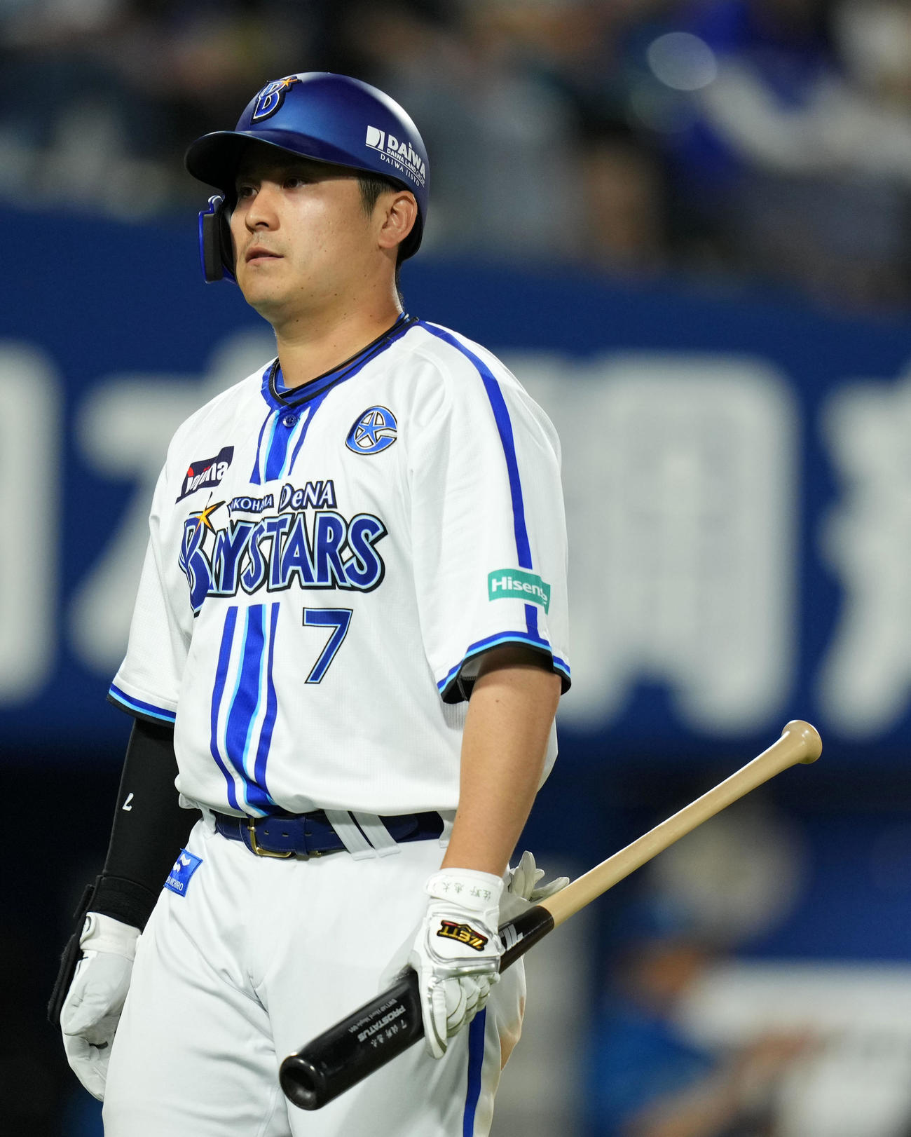 DeNA対日本ハム　8回裏DeNA2死満塁、捕邪飛に倒れる佐野（撮影・横山健太）