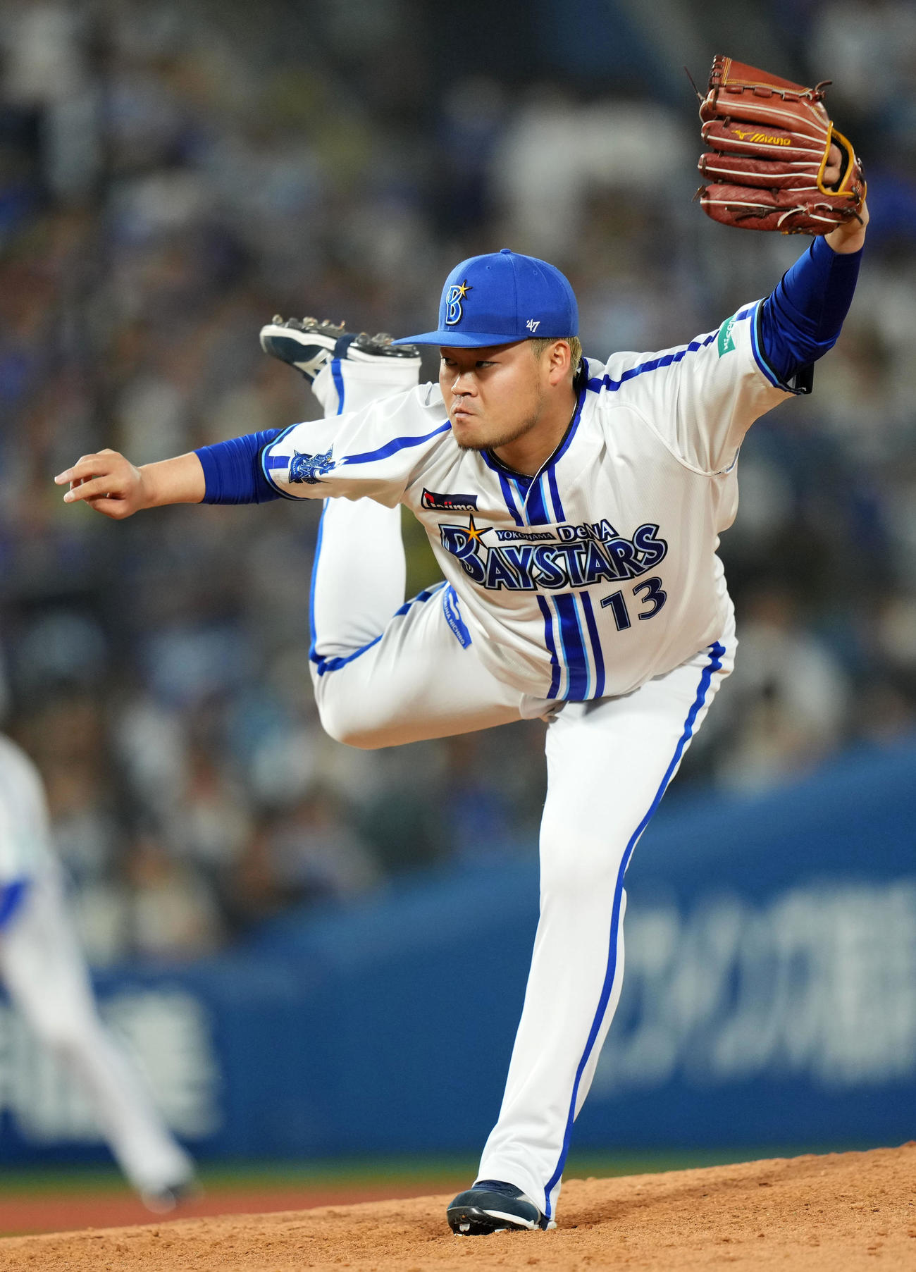 DeNA対日本ハム　8回表から登板したDeNA伊勢（撮影・横山健太）