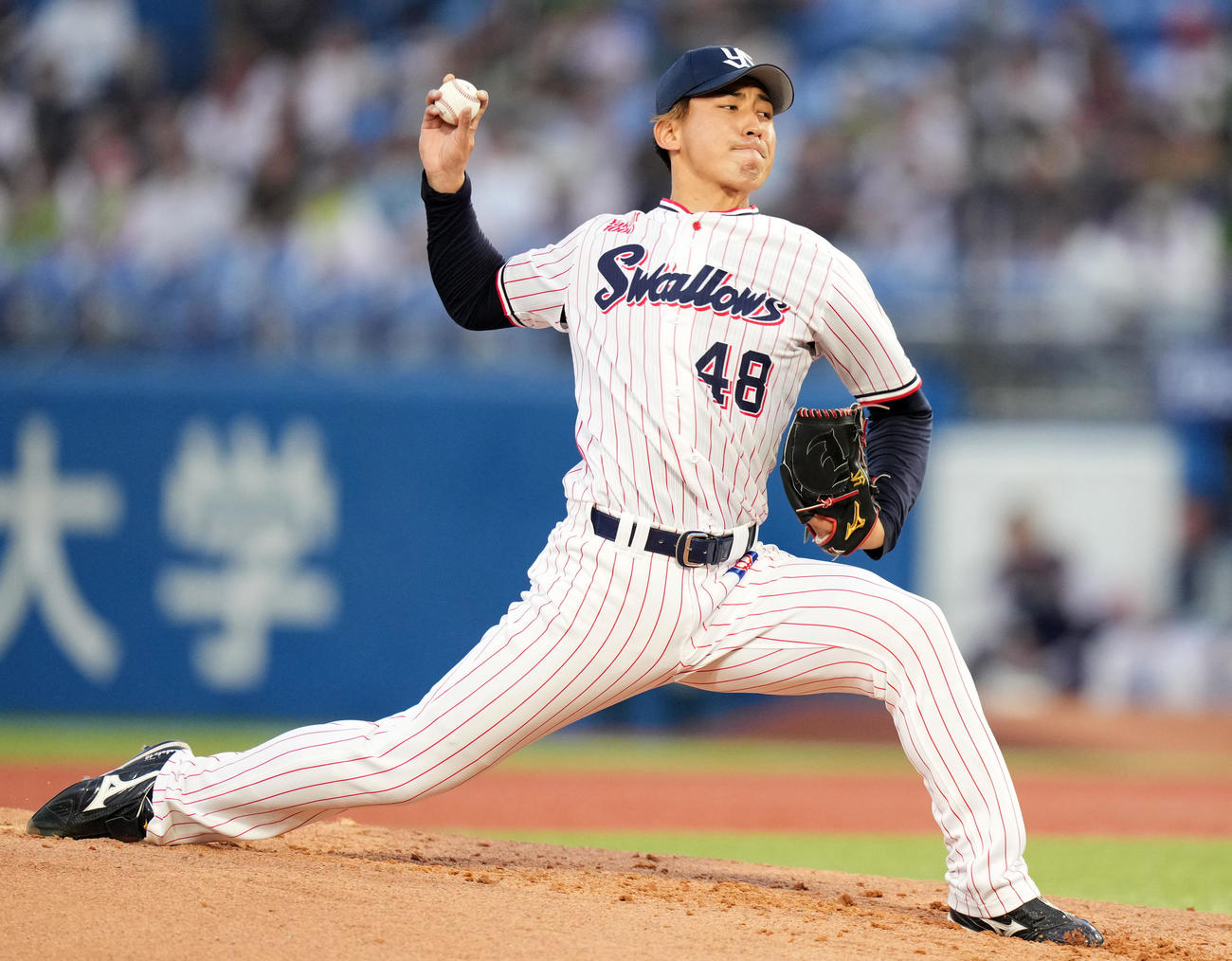 ヤクルト対楽天　力投するヤクルト先発の金久保（2023年6月20日撮影）