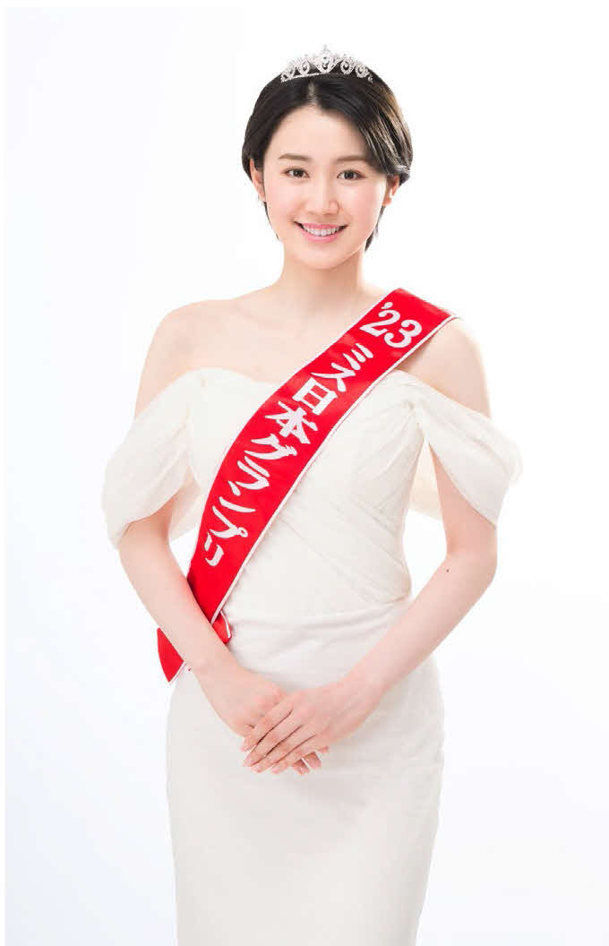 6月27日のロッテ戦で特別始球式に登板する2023ミス日本グランプリの吉岡恵麻さん（球団提供）