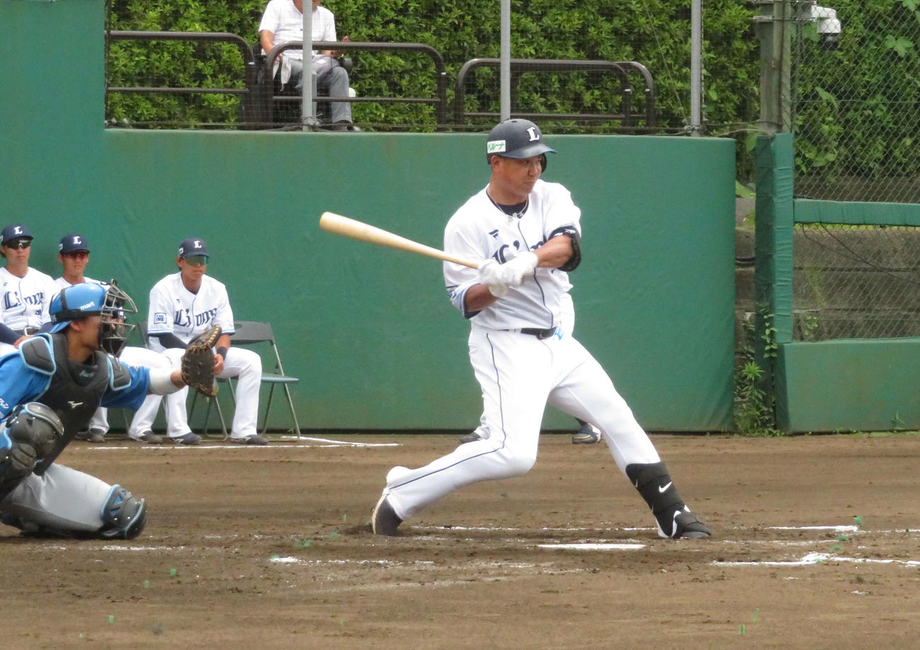 西武2軍が初回13得点。愛斗は第1打席で満塁本塁打（撮影・金子真仁）