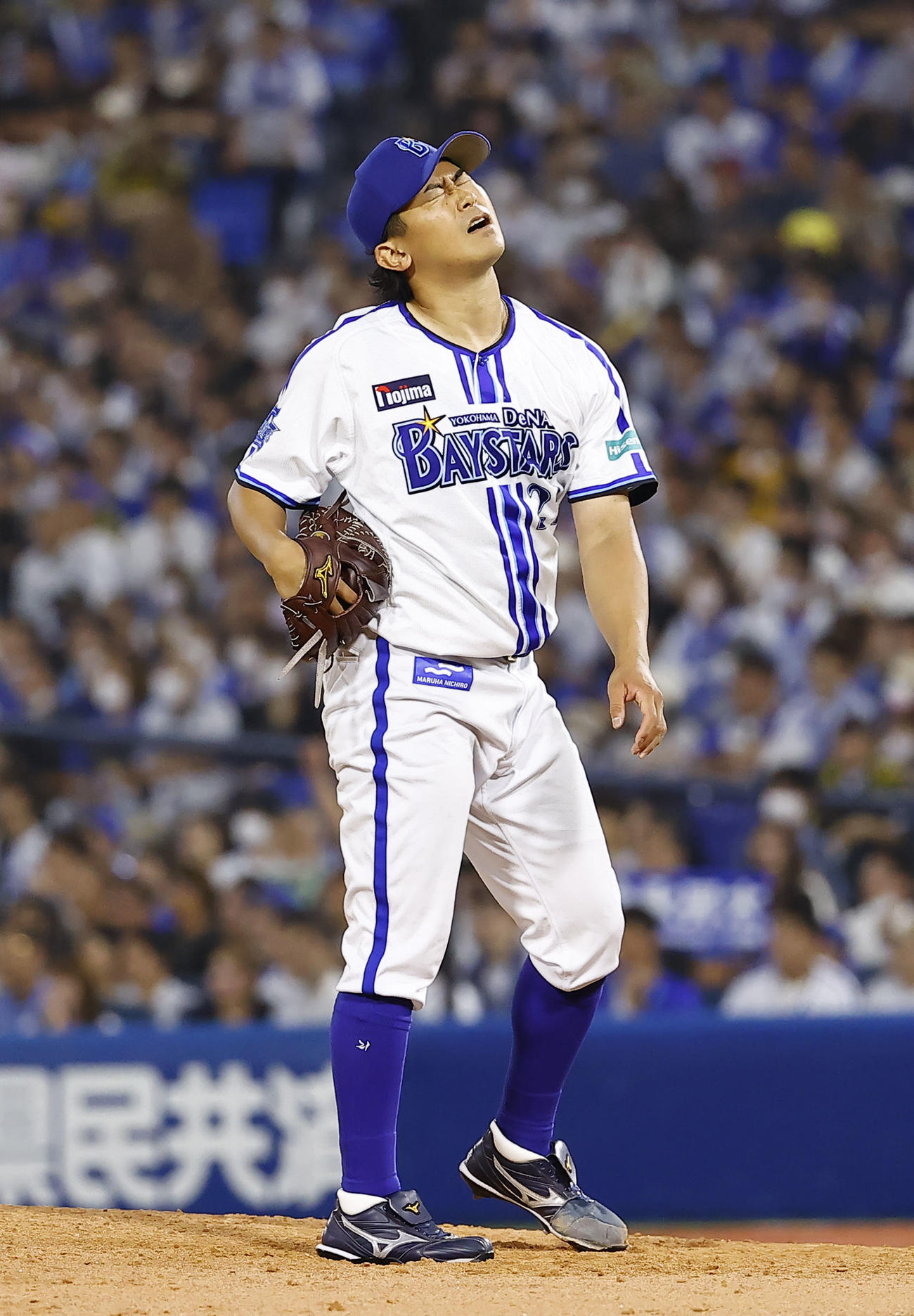 DeNA対阪神　9回表阪神無死、大山にソロ本塁打を許し悔しがる今永（撮影・藤尾明華）