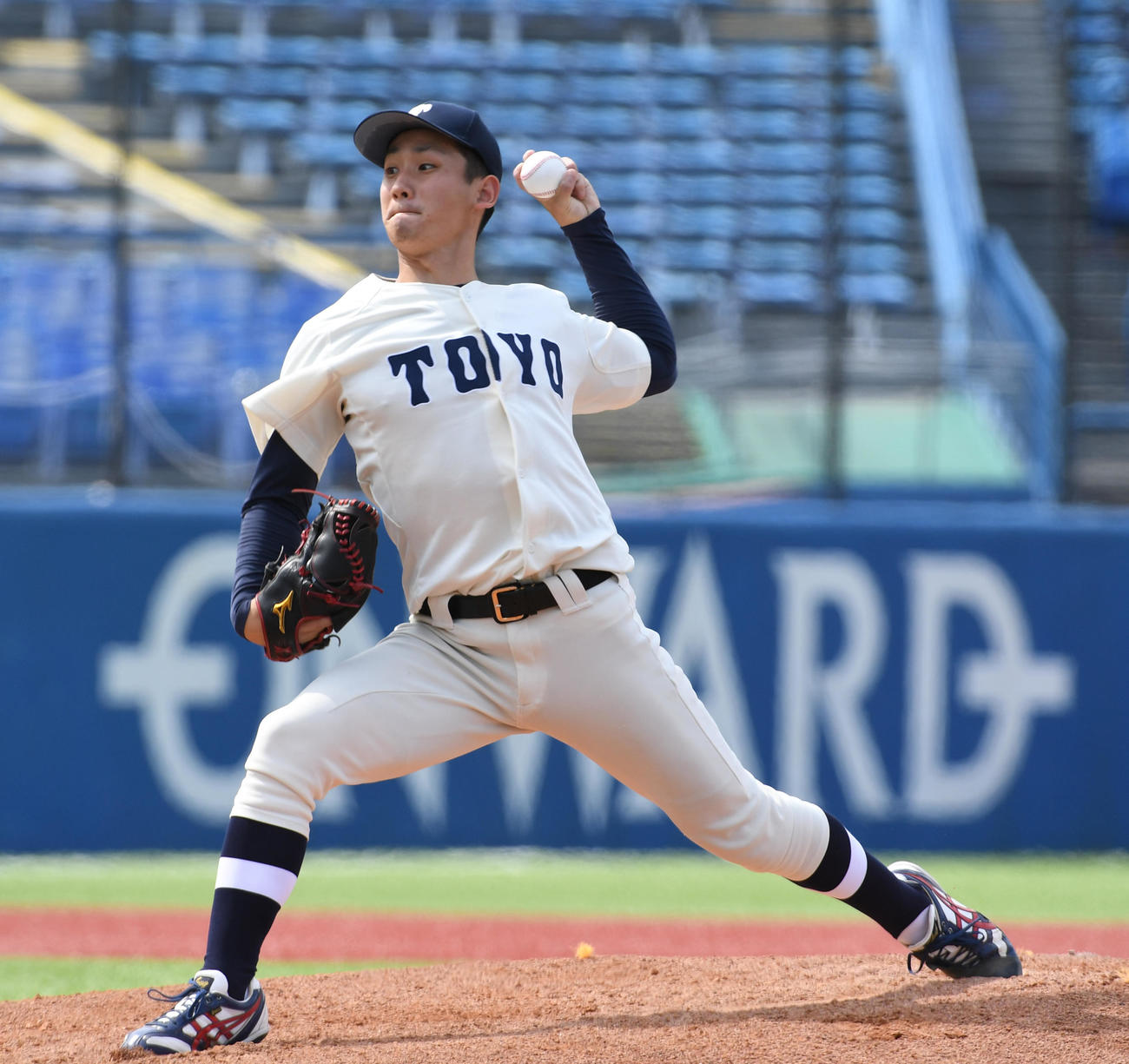 東洋大対駒大　先発した東洋大・野沢（撮影・柴田隆二）