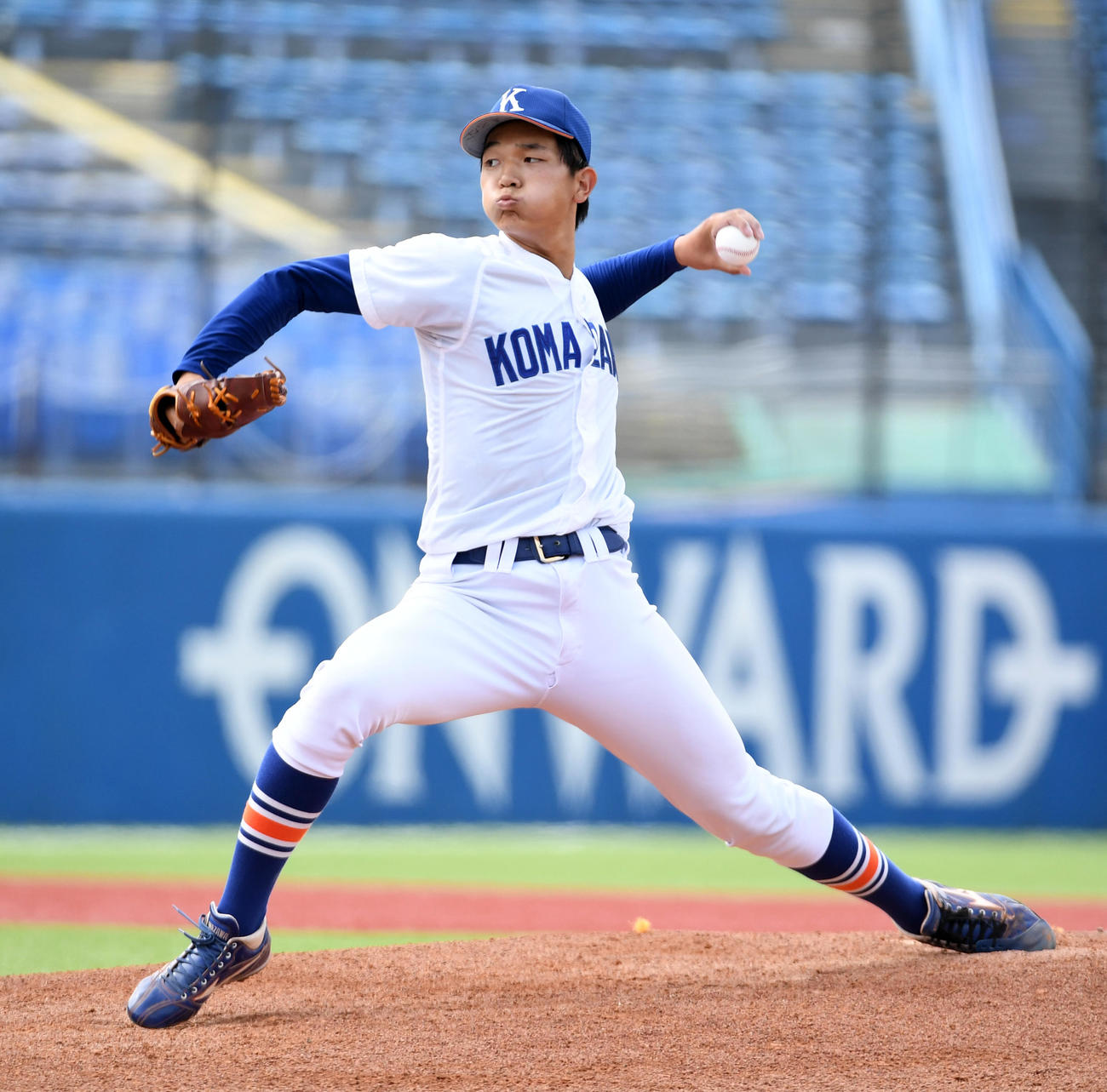 東洋大対駒大、先発した駒大・高井（撮影・柴田隆二）