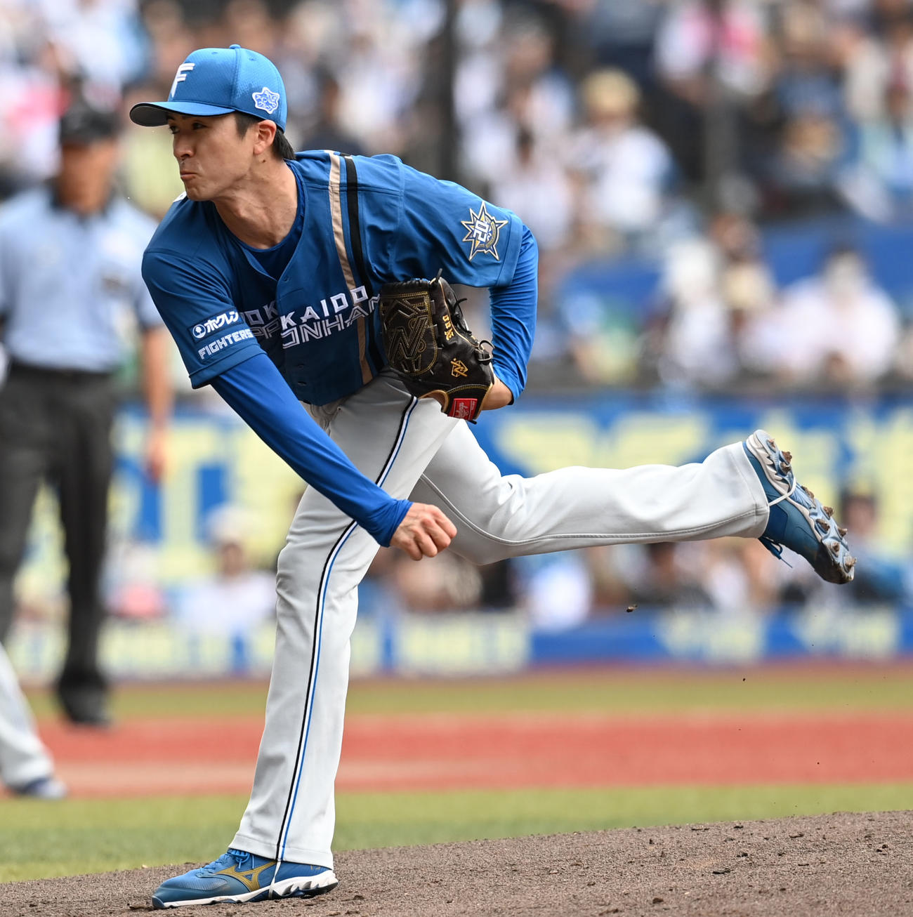 ロッテ対日本ハム　力投する日本ハム先発の上沢（撮影・横山健太）