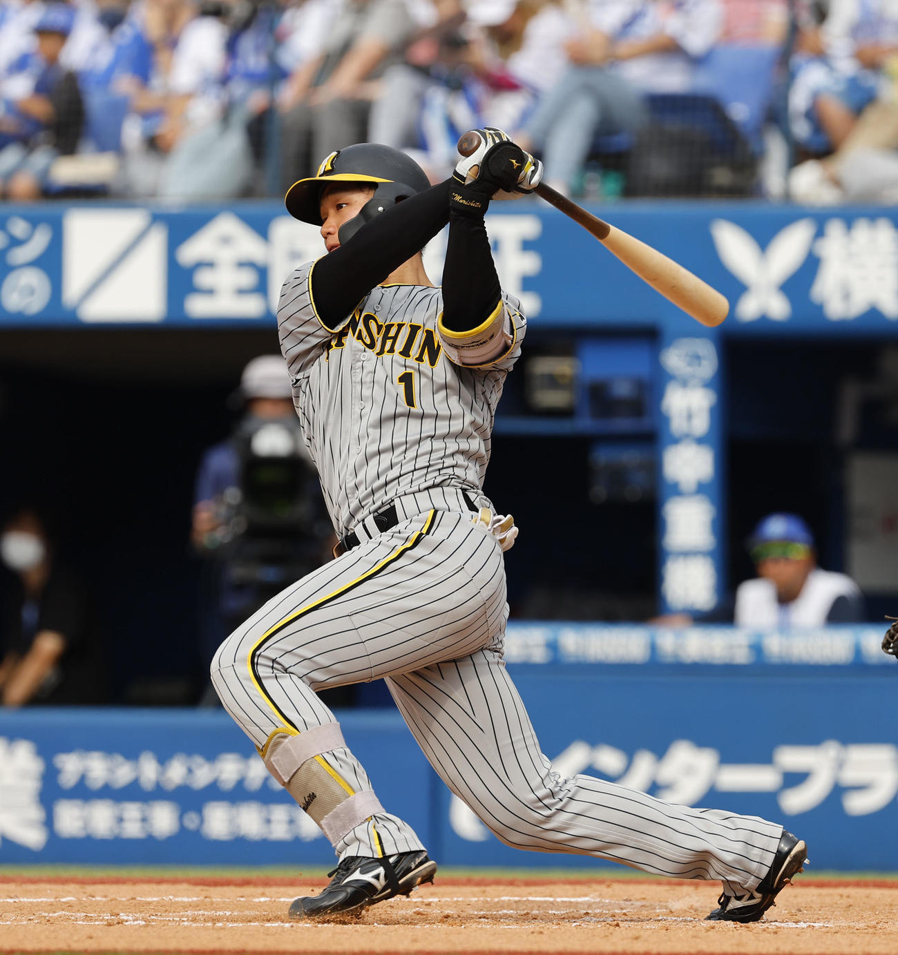 DeNA対阪神　7回表阪神2死、森下が左前に安打を放つ（撮影・藤尾明華）