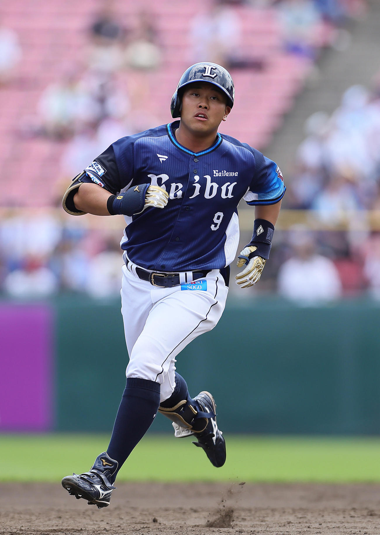 楽天対西武　2回表西武2死一、二塁、蛭間は右越えにプロ初本塁打となる3点本塁打を放つ（撮影・足立雅史）