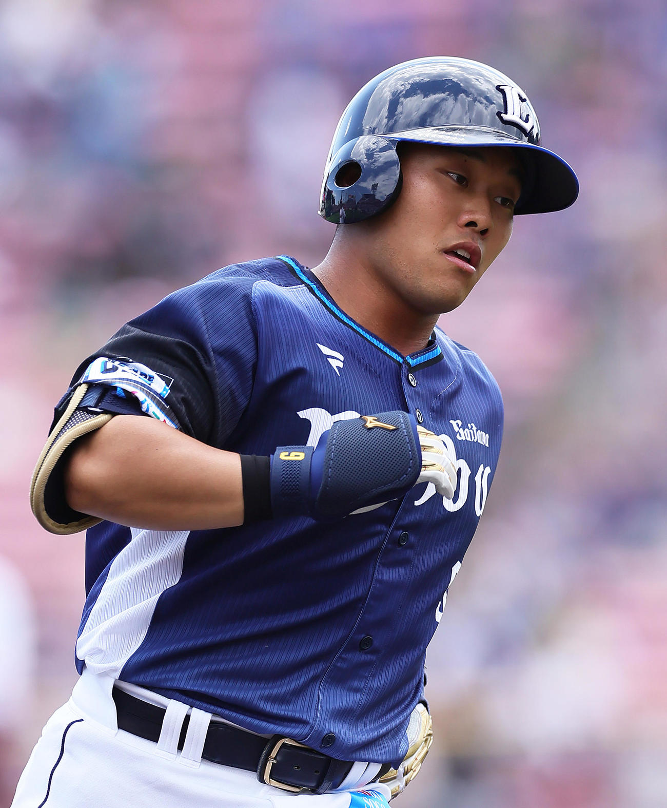 楽天対西武　2回表西武2死一、二塁、蛭間は右越えにプロ初本塁打となる3点本塁打を放つ（撮影・足立雅史）