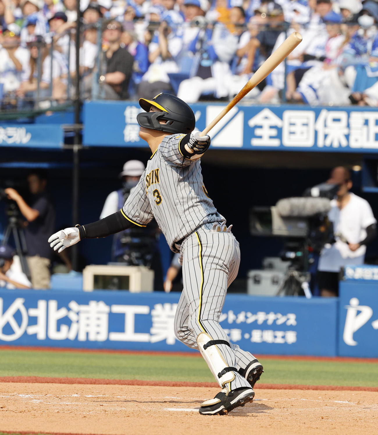 DeNA対阪神　5回表阪神2死一、三塁、大山が中前に適時打を放つ（撮影・藤尾明華）