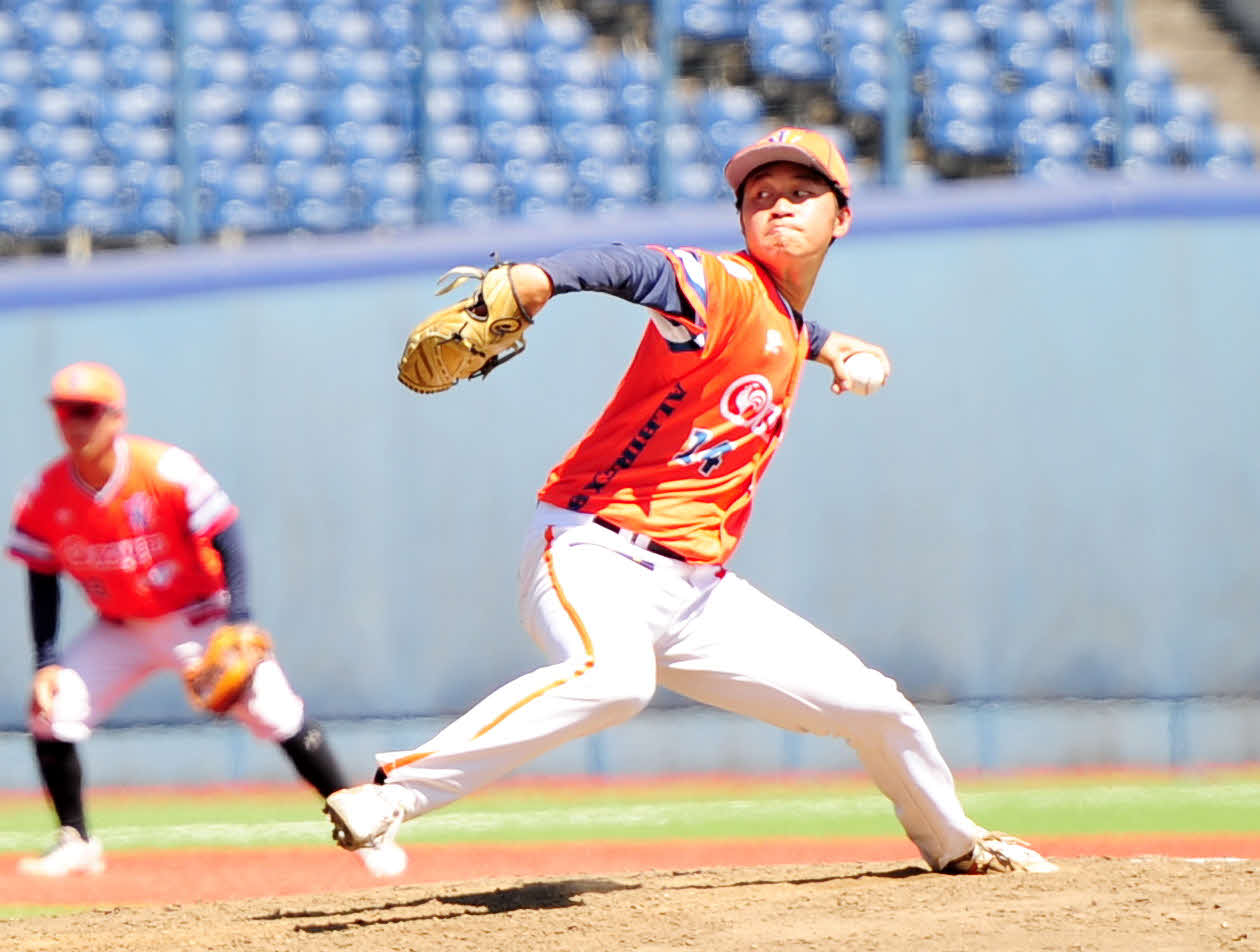 新潟対巨人3軍　2回途中から2番手で登板し、好救援の内田