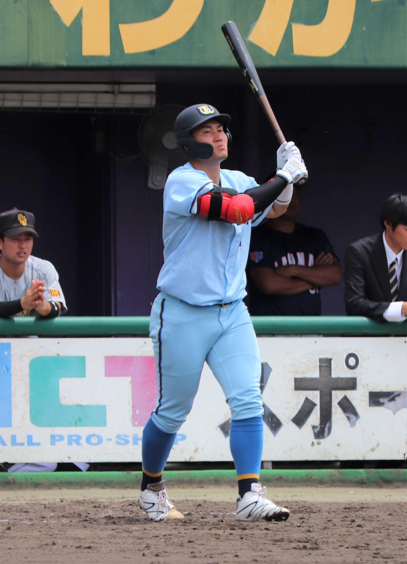 近畿学生選抜対阪神大学選抜　近畿学生選抜の田中大聖。70センチの太ももはインパクト十分（撮影・中島麗）