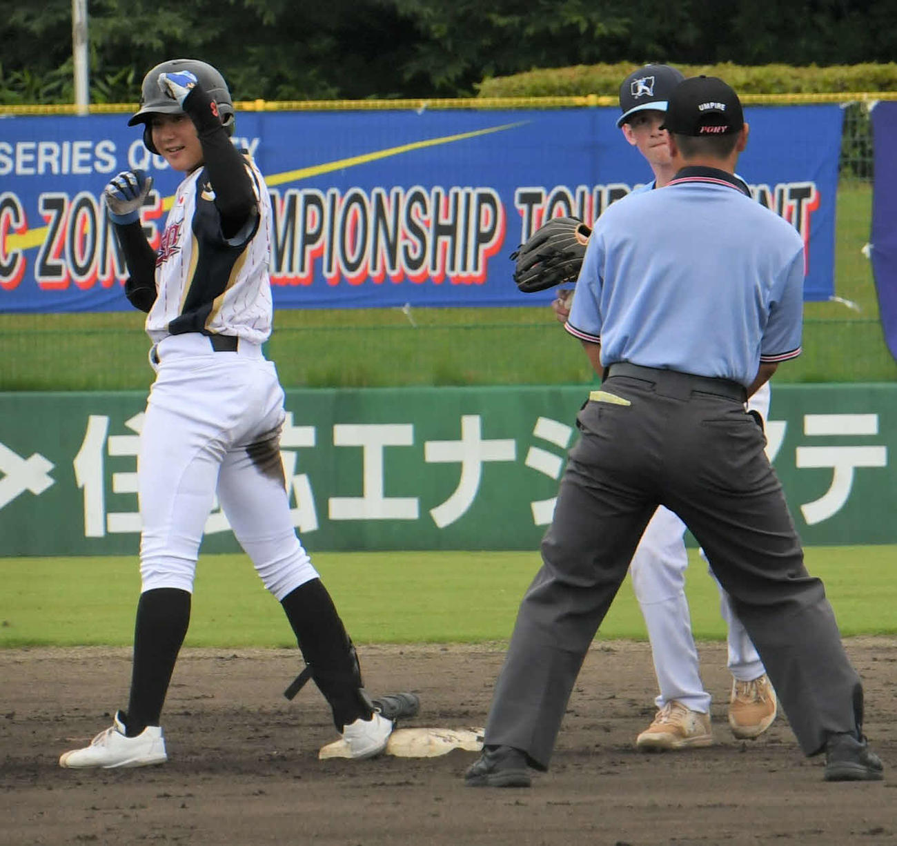 日本対オーストラリア　2回表に二塁打を放った宮城介は2戦連続ランニング弾を放つなど大活躍（撮影・久我悟）