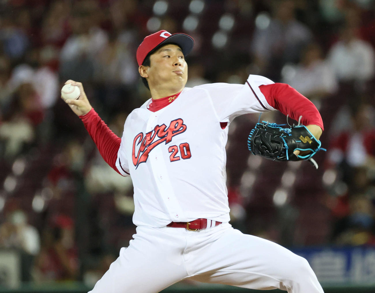 広島対DeNA 9回表DeNA、広島3番手の栗林（撮影・加藤孝規）