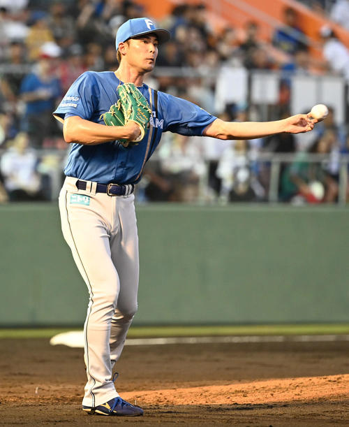 日本ハム】上原健太「沖縄からでもプロ野球は目指せる」後輩たちに夢を