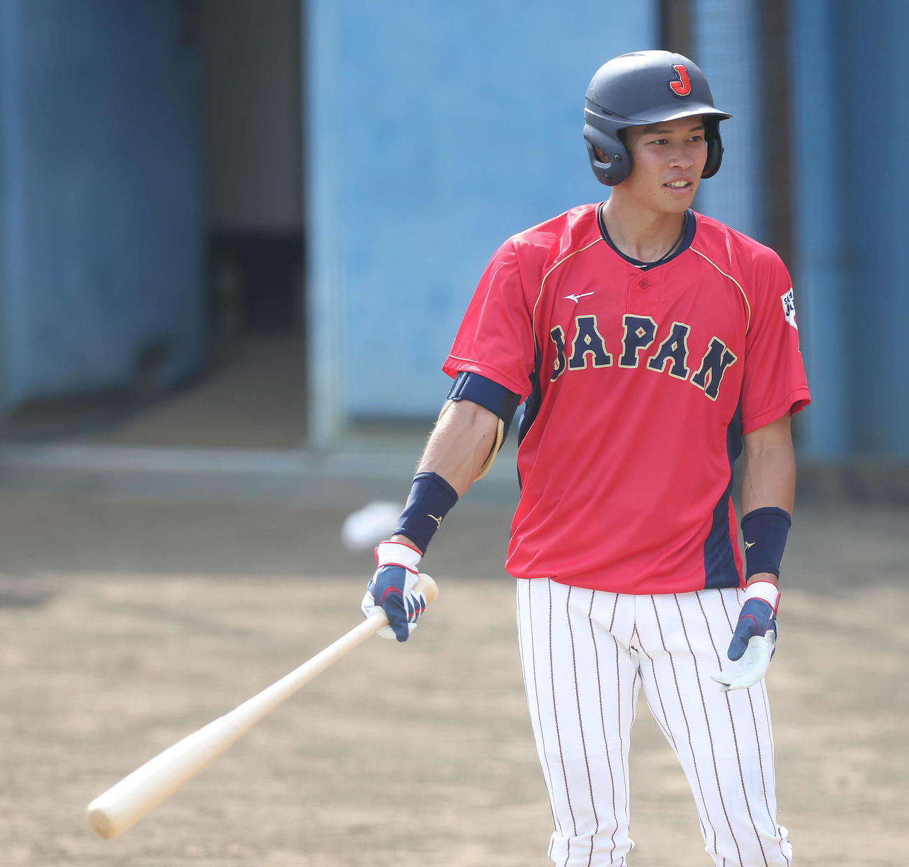 侍ジャパン大学日本代表直前合宿で打撃練習する青学大・中島（撮影・河田真司）