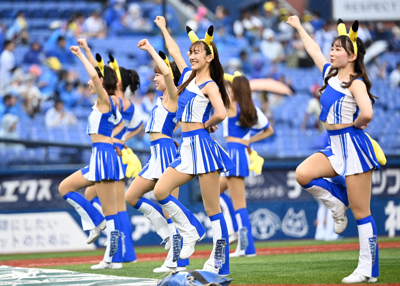 DeNA対中日　オープニングセレモニーに登場したDiana（撮影・横山健太）