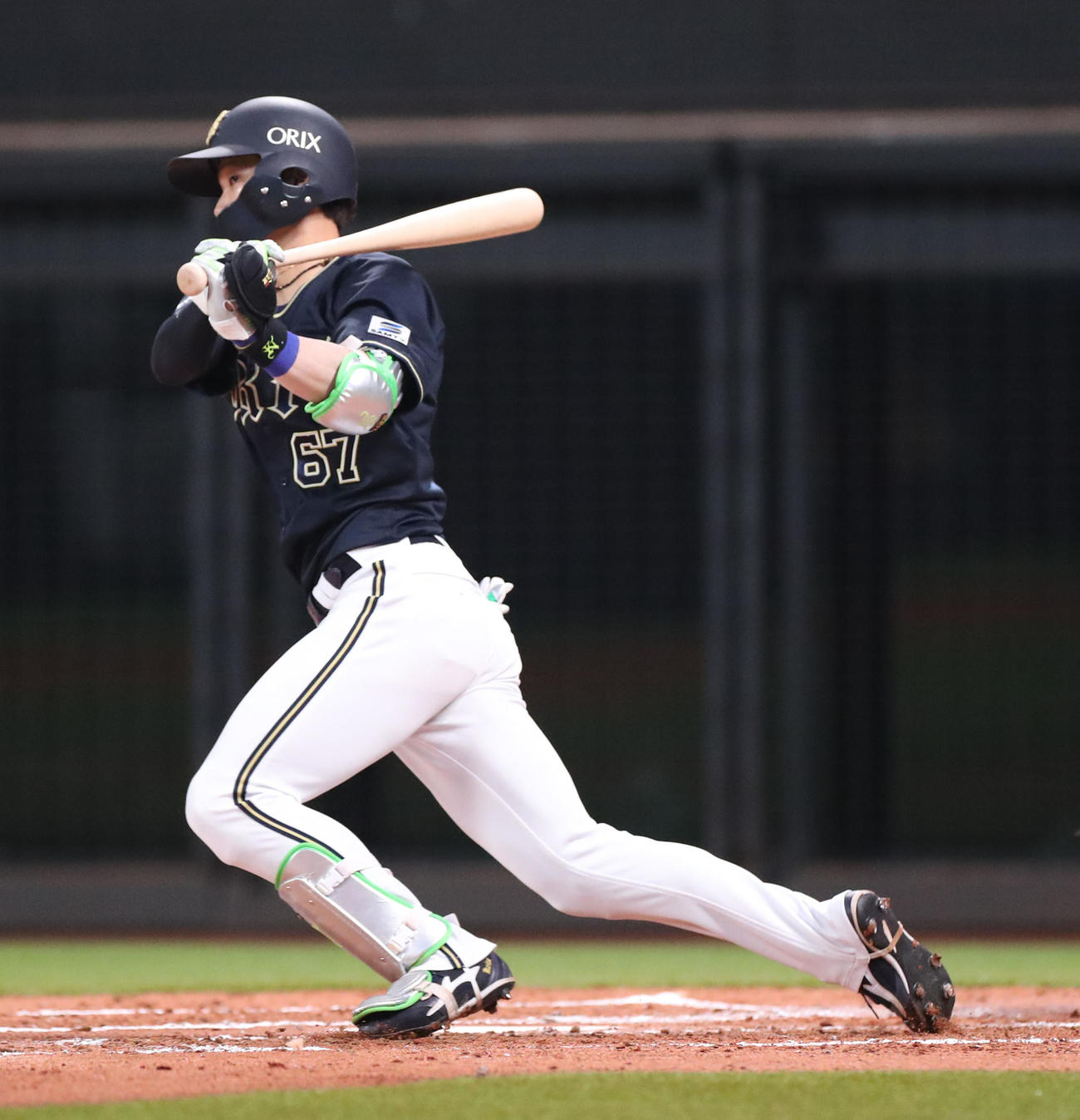 日本ハム対オリックス　3回表オリックス2死三塁、中川圭は先制となる左前適時打を放つ（撮影・佐藤翔太）