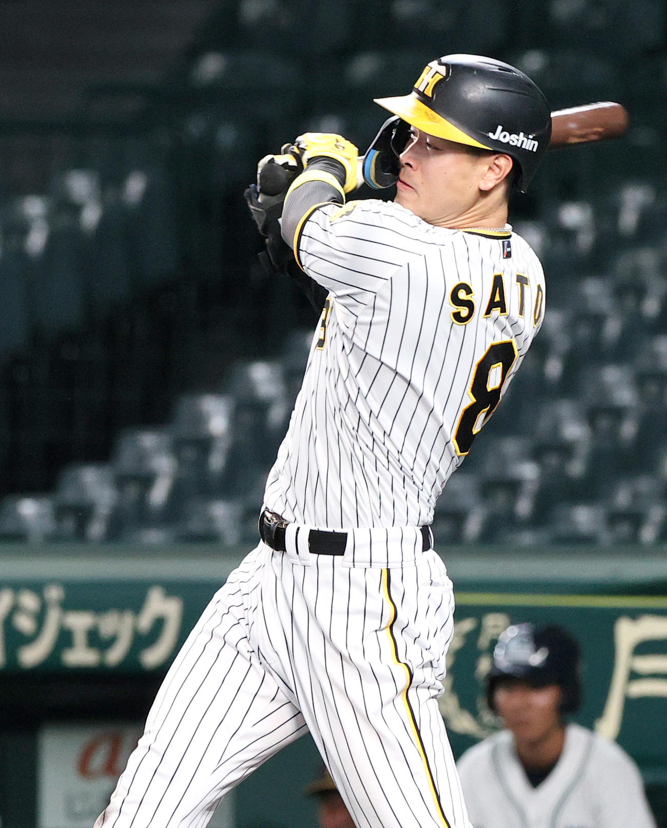 ウエスタン・リーグ阪神対オリックス　6回裏阪神1死、佐藤輝は二ゴロに倒れる（撮影・上山淳一）