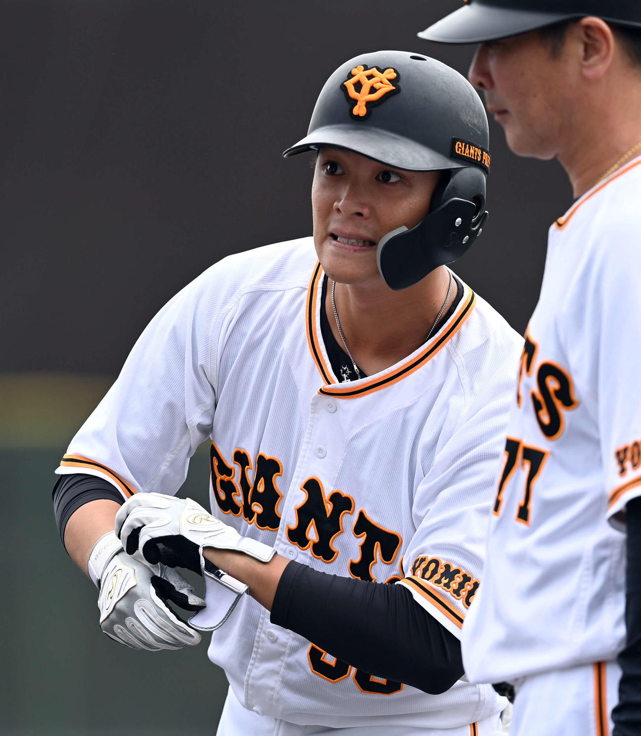 2022年10月、紅白戦で右前安打を放った巨人石川