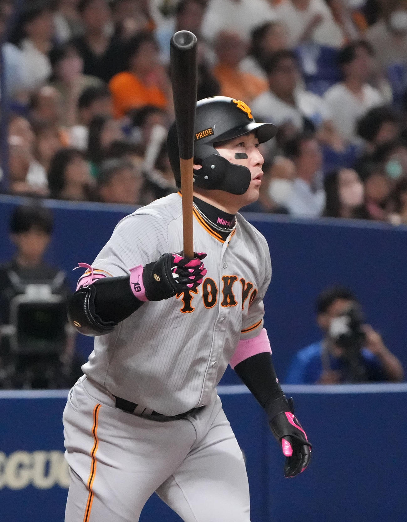 中日対巨人　3回表巨人1死一塁、右越え2点本塁打を放つ丸（撮影・森本幸一）
