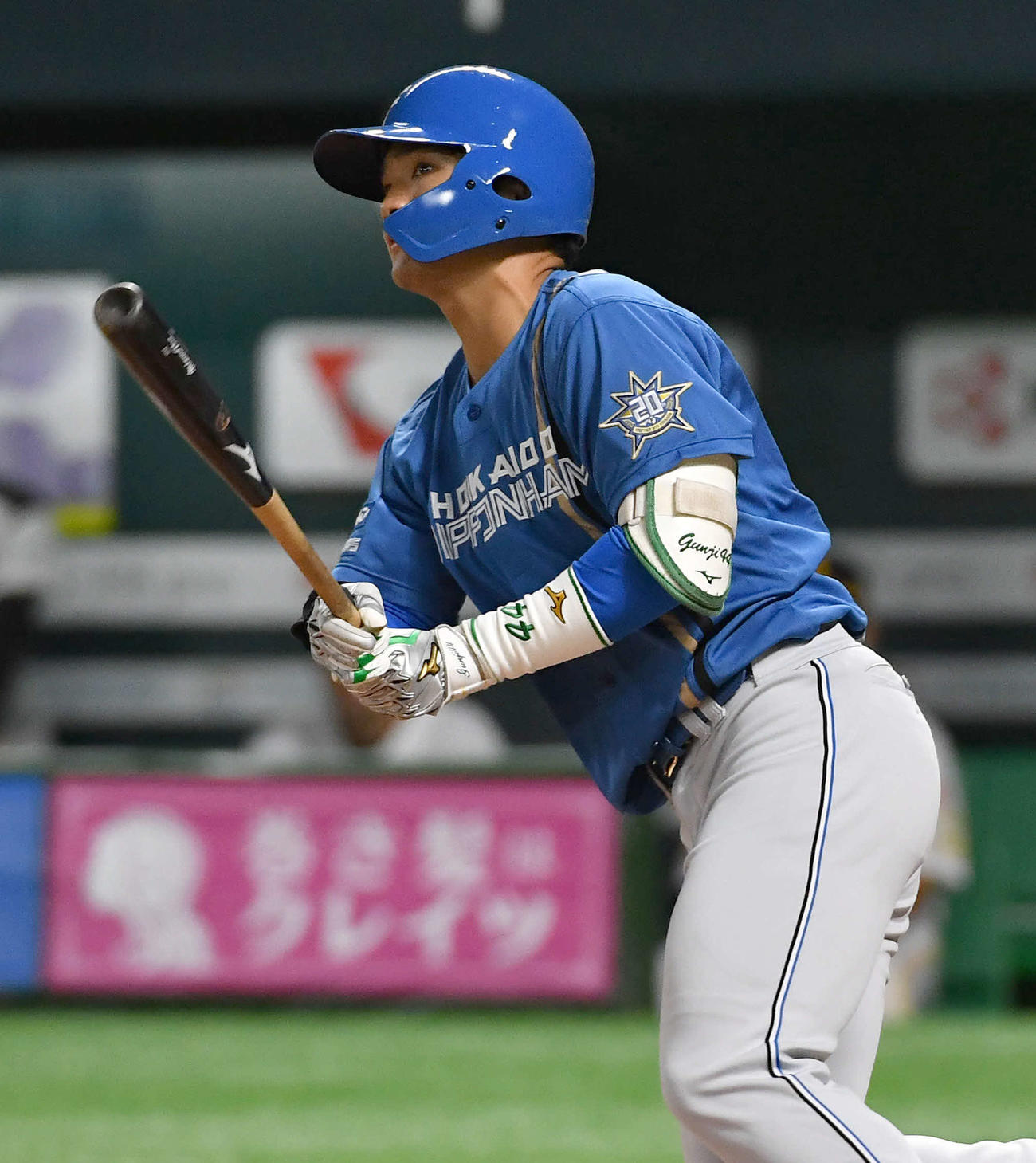 ソフトバンク対日本ハム　2回表日本ハム無死、郡司は左越えソロ本塁打を放つ（撮影・岩下翔太）