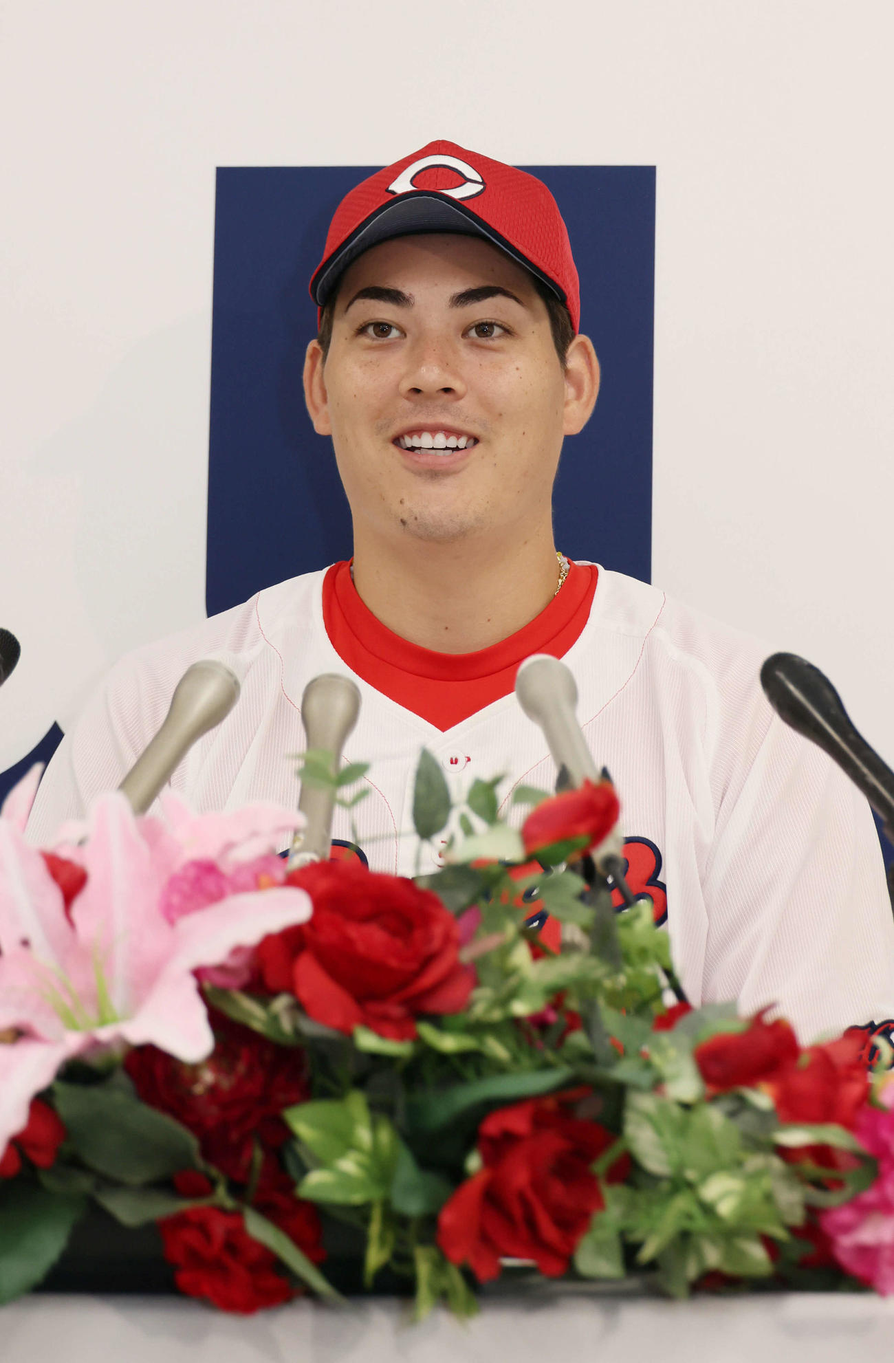 オールスターゲームに監督推薦で選ばれ、会見する広島九里（撮影・加藤孝規）