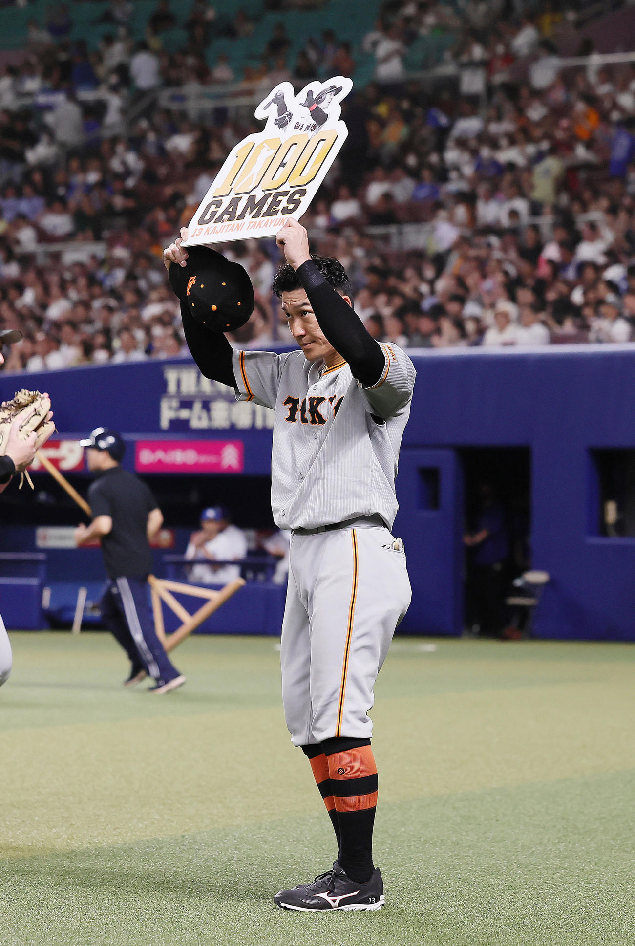 中日対巨人　通算1000試合出場を果たした巨人梶谷（撮影・足立雅史）