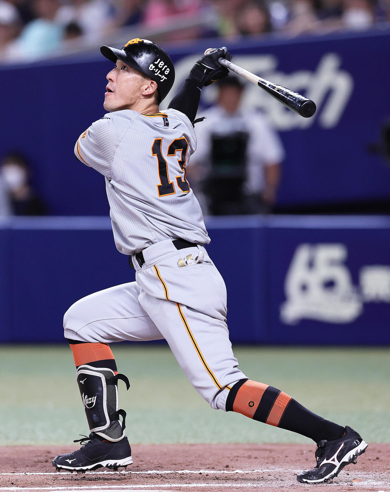 中日対巨人　7回表巨人無死、左前打を放つ梶谷（撮影・足立雅史）