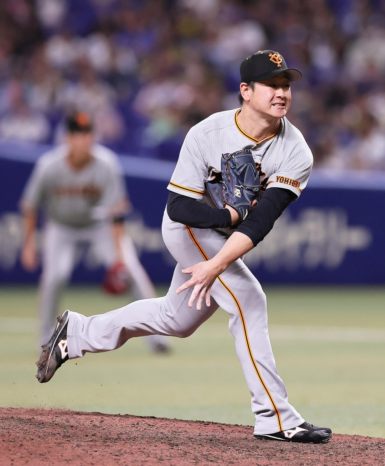 中日対巨人　10回から登板した中川（撮影・足立雅史）