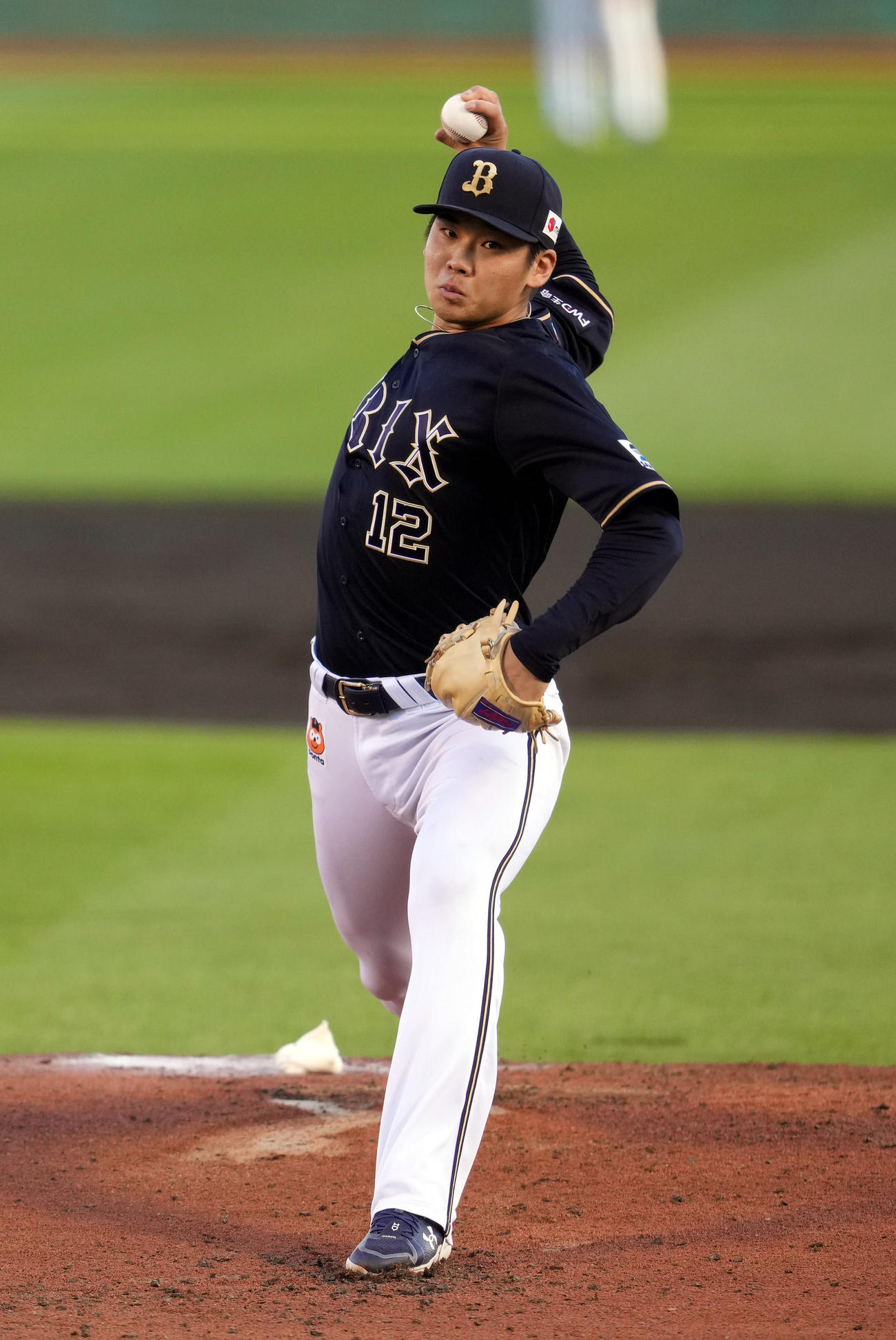 楽天対オリックス　力投するオリックス先発の山下（撮影・狩俣裕三）
