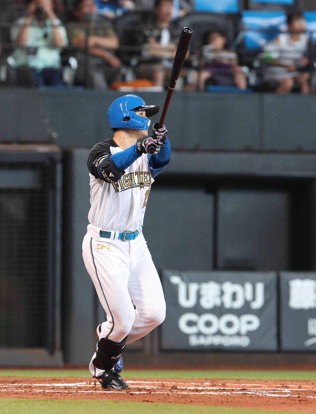 日本ハム対ロッテ　1回裏日本ハム1死、清宮は中越え本塁打を放つ（撮影・佐藤翔太）