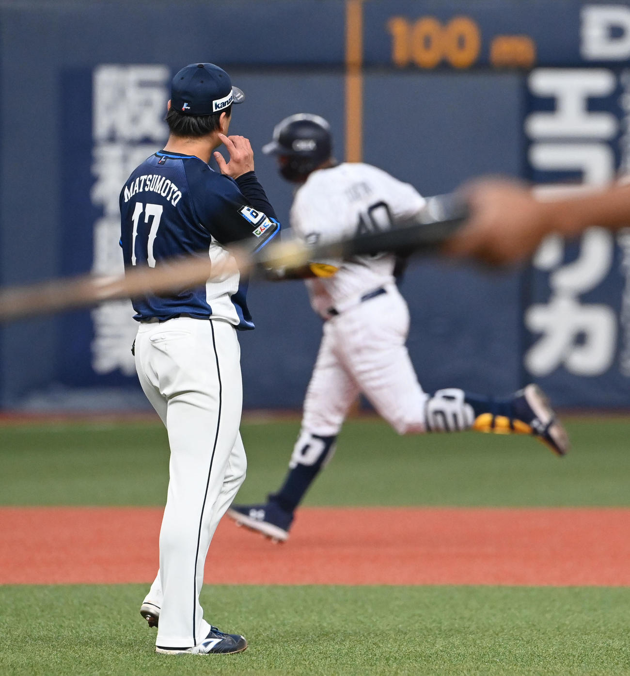 オリックス対西武　3回裏オリックス1死一、三塁、セデーニョに3点本塁打を浴びた松本（撮影・和賀正仁）