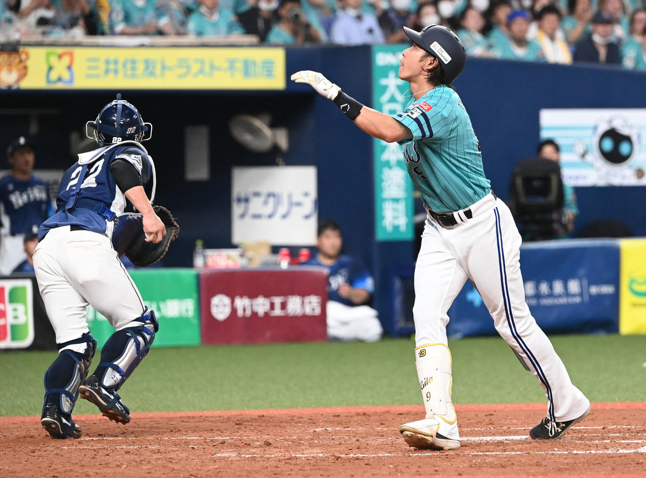 ソフトバンク対西武　4回裏ソフトバンク2死、空振り三振に倒れる柳田（撮影・和賀正仁）