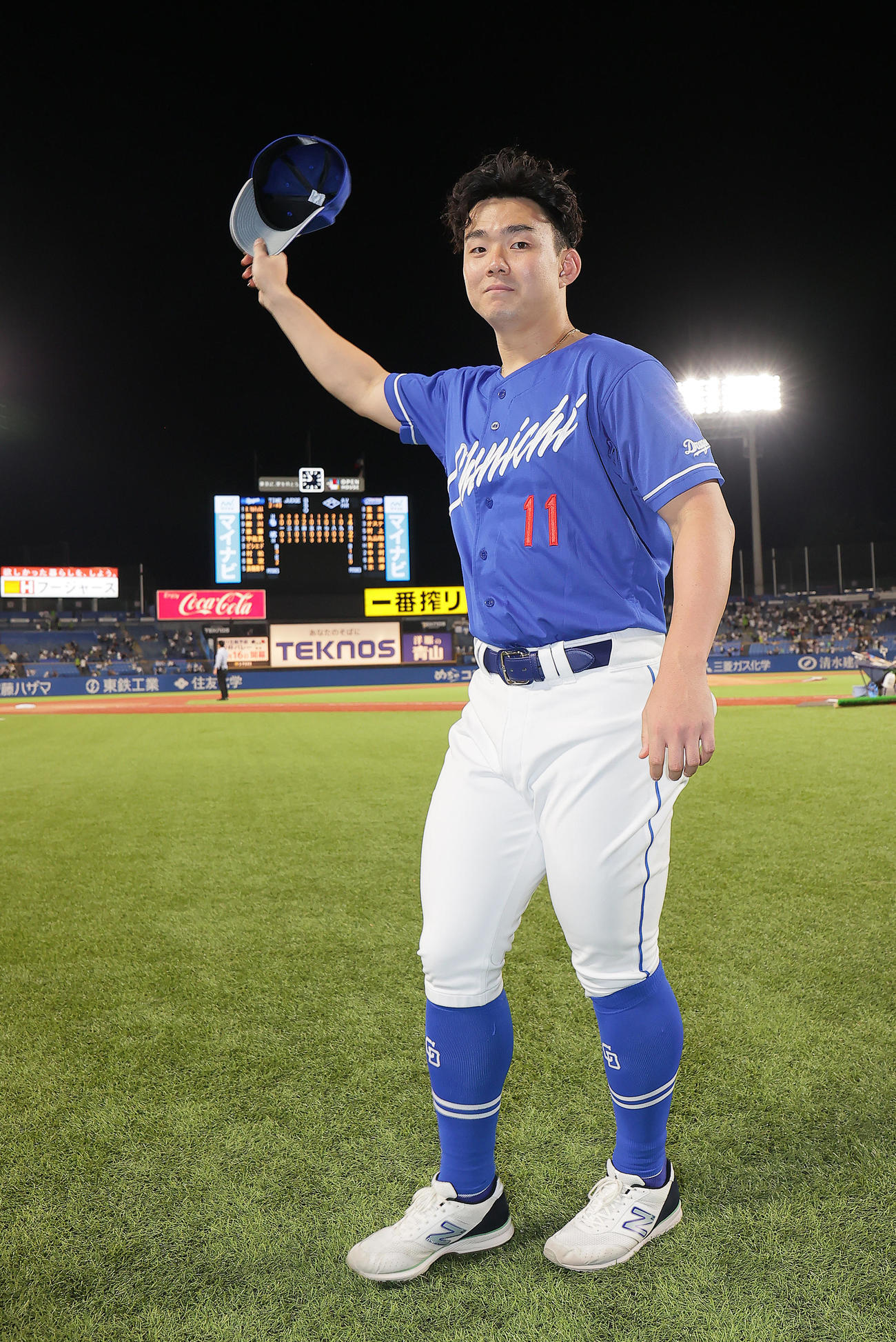 ヤクルト対中日　勝利し笑顔を見せる中日小笠原（撮影・足立雅史）