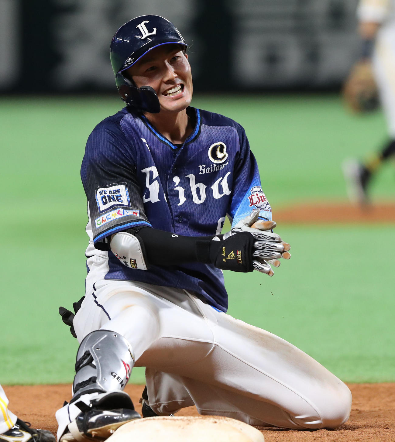 ソフトバンク対西武　9回表西武1死二塁、左越えの当たりで三塁を狙うも惜しくもアウトとなった源田（撮影・梅根麻紀）