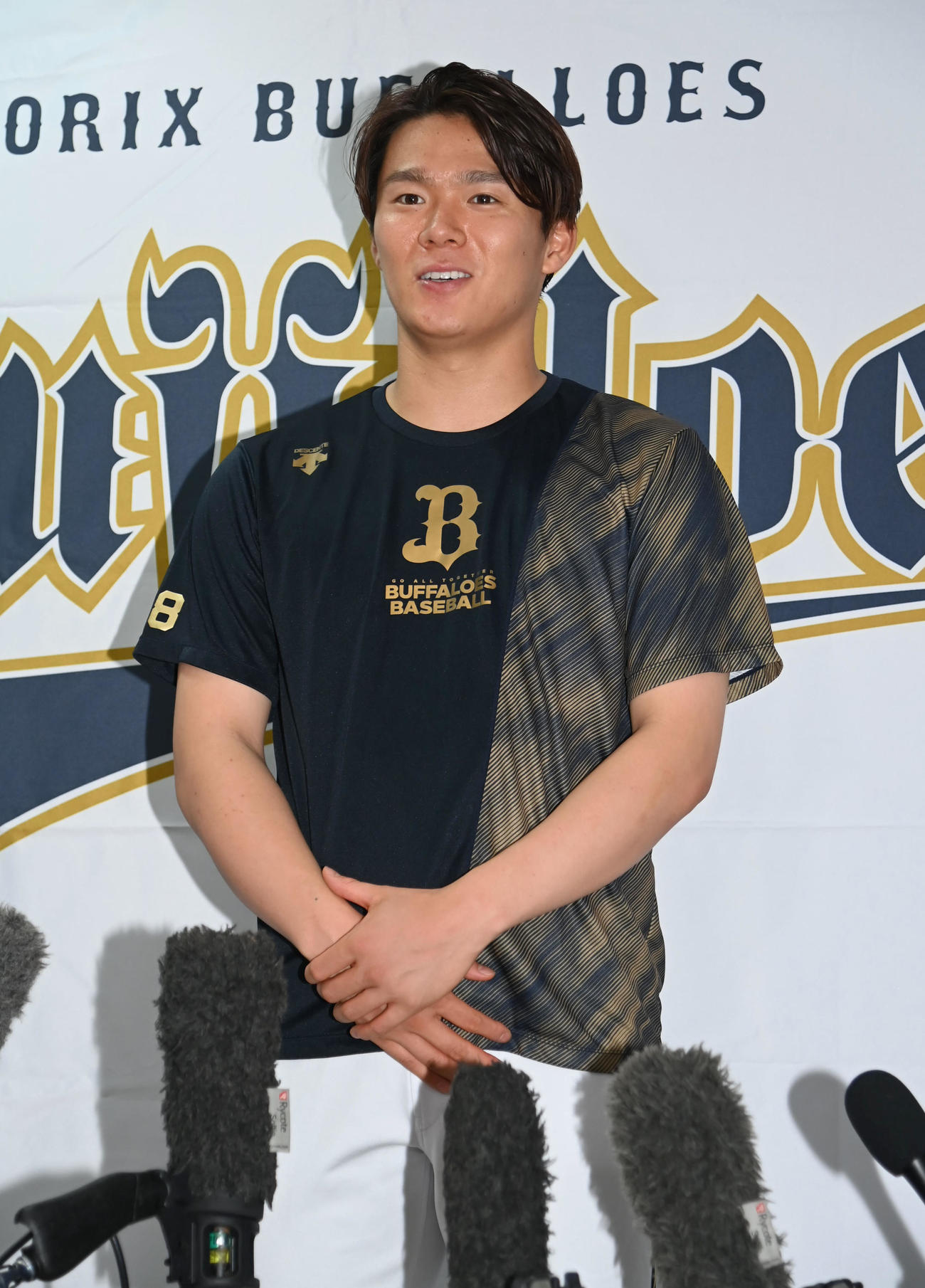 プラスワン投票で選ばれたオリックス山本（撮影・石井愛子）