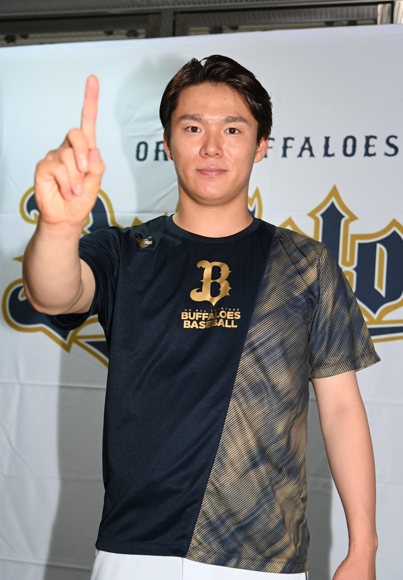 プラスワン投票で選ばれたオリックス山本（撮影・石井愛子）