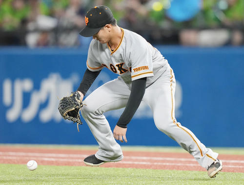 ヤクルト】バントの名手中村悠平が涼しい顔でスクイズ決める 積み重ね