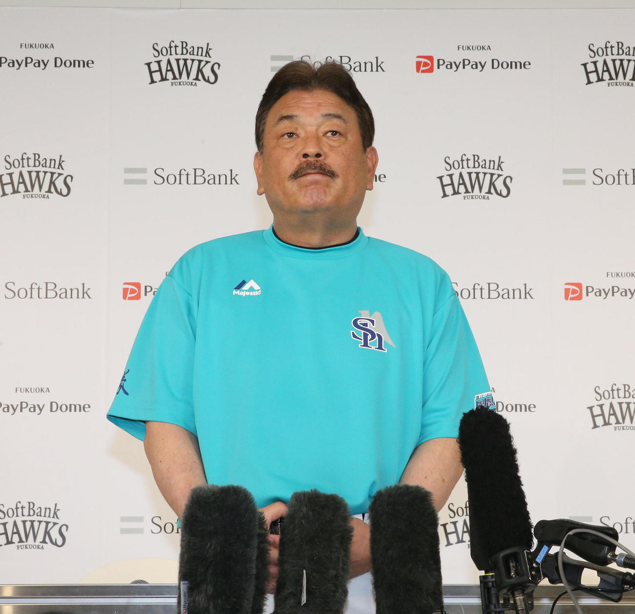 前半戦の総括をする藤本監督（撮影・冨田成美）
