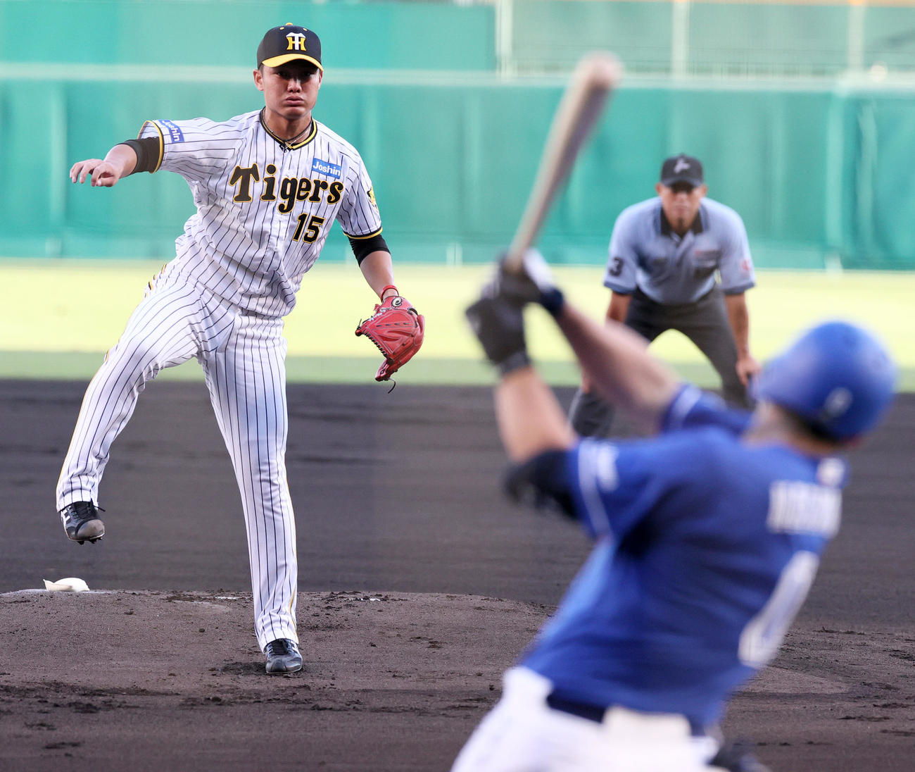 阪神対中日　阪神先発の西純（撮影・上山淳一）
